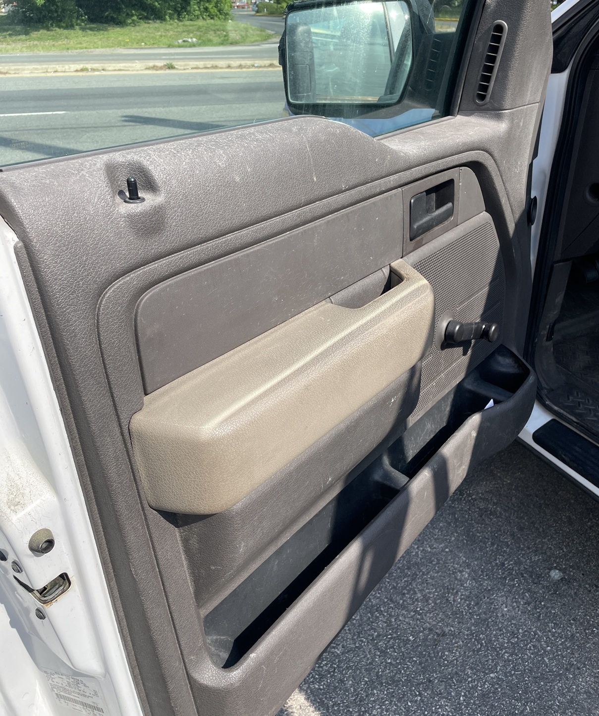 2009 FORD F150 Glass Truck - Image 10